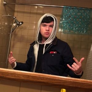 Meet your Posher, Sam